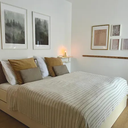 - Erdoedy Apartment *