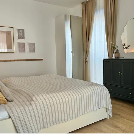 Apartment - Erdoedy