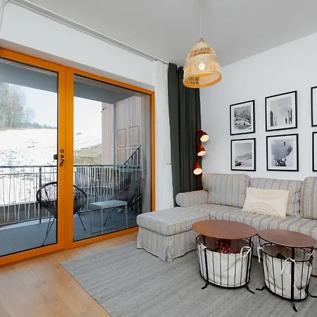 - Erdoedy Apartment